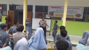 Hari ke – Dua Penyuluhan , Kapolres Sambangi SMAN Anggaberi