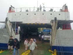 Pelayanan Buruk, Pelabuhan Fery Labuan – Amolengu Disorot Pengguna Jasa