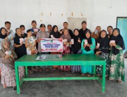 Pemdes Belatu Salurkan Bantuan UMKM kepada 20 Warga