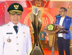 Bupati Konawe Raih Sultra Award 2025 Sebagai Tokoh Muda Inspiratif dan Inovatif