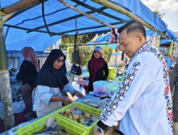 Porseni Tongauna Utara Jadi Penggerak UMKM, Bupati Konawe Borong Dagangan Warga